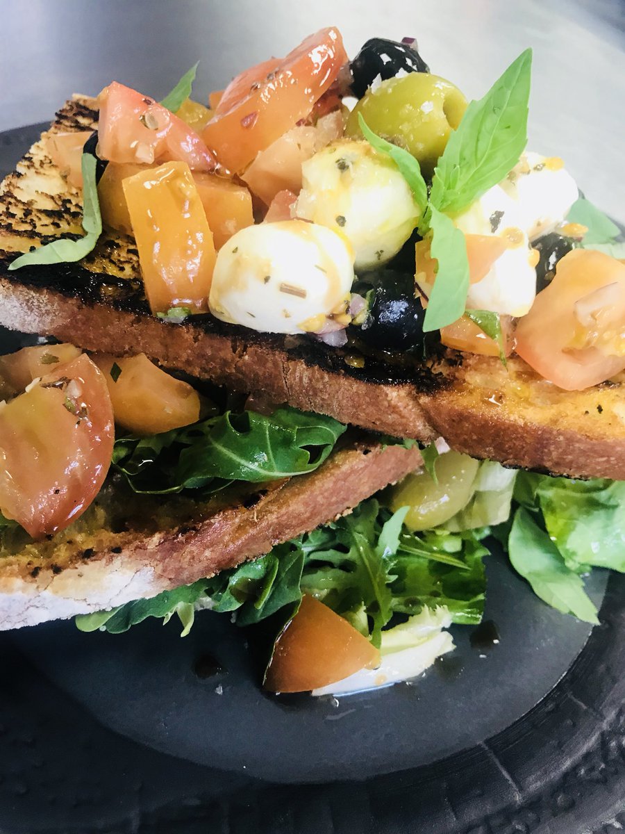 Today’s vegetarian option bruschetta on grilled sourdough @r_holmes81 <a href="/KellyShanks6/">Kelly Shanks</a> <a href="/compassgroupuk/">Compass Group UK & I</a>
