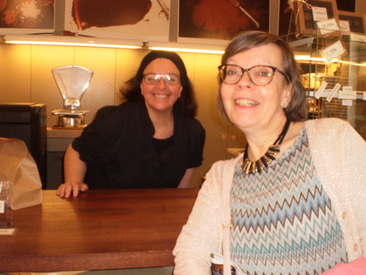 ChocoEmotion's tweet photo. Meeting a soul sister at #Åland #Islands, #Finland. #Mercedes from #Venezuela is making her high quality #chocolate creations in a historical building at the #sea. https://t.co/KMvNdQn2Yz https://t.co/81rDftHSN0