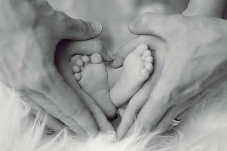#Children are the world's most valuable resource and its best #hope for the future.

#baby #motherdaughter 

whooopsadaisy.com/baby/health-sa…