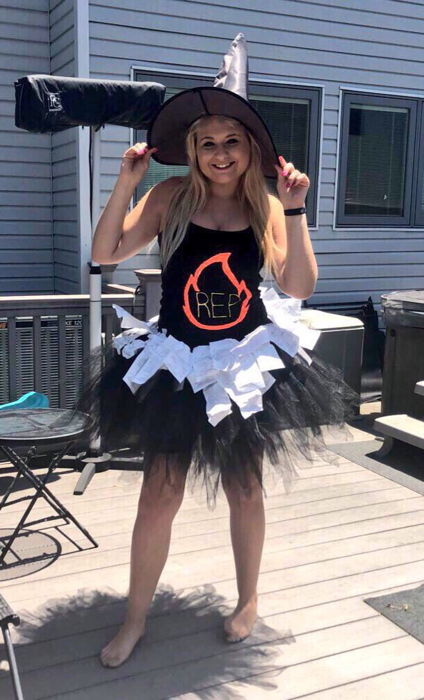 _manthapaigeee's tweet photo. 1, 2, 3, LET'S GO WITCH

These witches did something bad and collected all the receipts and reasons and we're bringin' 'em to DC so go ahead and LIGHT US UP🔥🔥🔥🔥

#repTourDC with @bethany_a04 TODAY!!!!!!!

@taylornation13 @taylorswift13 https://t.co/wnheOS6VYH