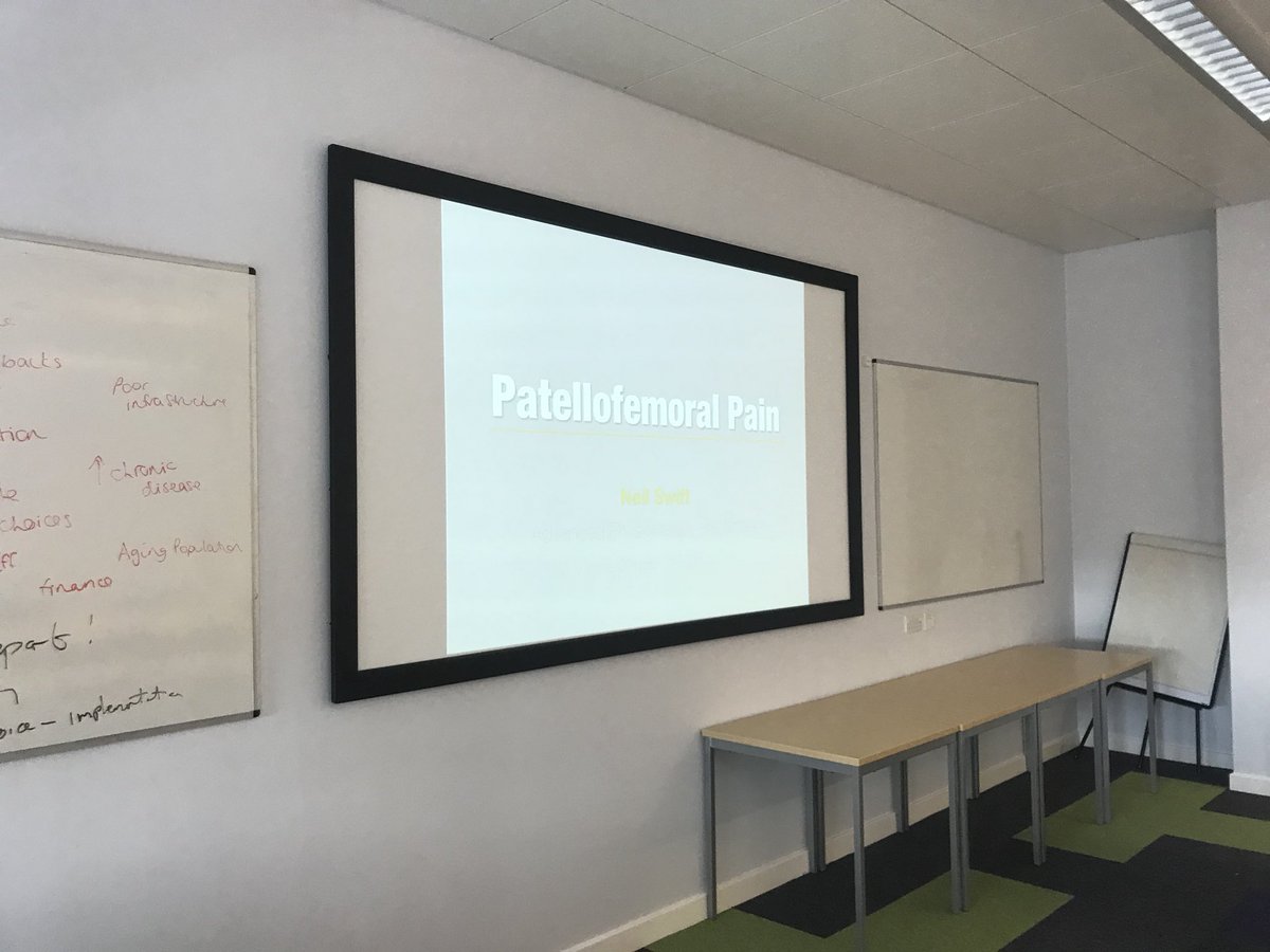 NeilSwift2's tweet photo. Set up ready to talk about patellofemoral pain @BeckettPhysio. https://t.co/u4YqckdbMg
