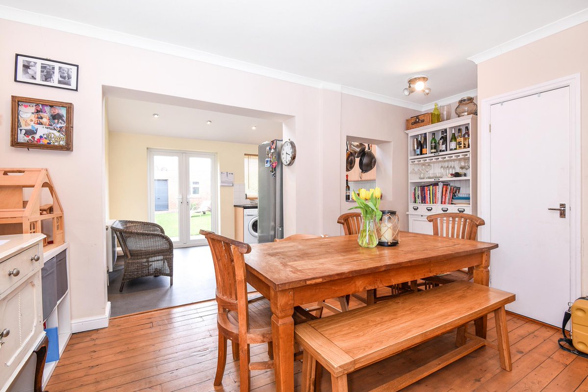 RECENTLY REDUCED STUNNING 3 BEDROOM FAMILY HOME! 

Grab a bargain whilst you can! #Northwood #York #Sales 

northwooduk.com/properties/113…