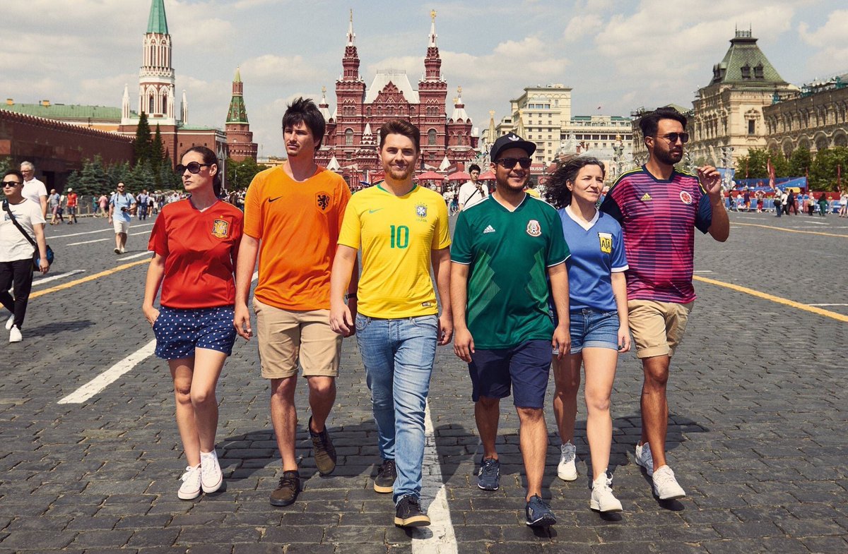 In Russia it is illegal to display the LGBT pride flag, so during the #WorldCup⁠ ⁠ six activists formed a hidden rainbow flag with their football shirts to protest Russia’s discriminatory laws in plain sight. 

#HiddenFlag 🏳️‍🌈  #Pride⁠ ⁠ /<a href="/jasonballau/">Jason Ball</a>