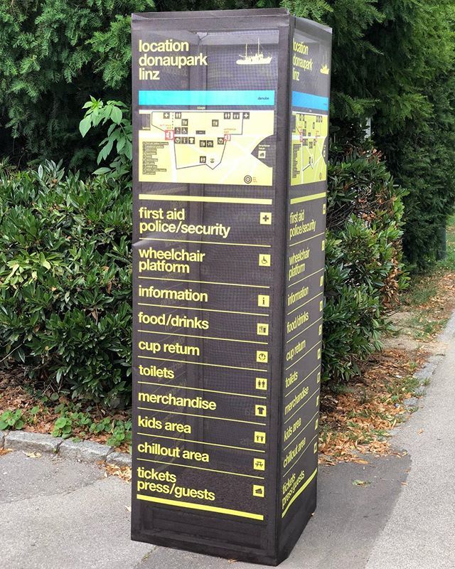 via instagram.com/p/BlDLo1jglGt/: Ahoi! Den vollen Überblick über das Konzertgelände im Donaupark liefern euch vor Ort unsere Info-Säulen!
.
.
.
.
.
#posthof #posthoflinz #liva #afhos18 #afhos
#ahoifullhitofsummer #tickets #live #festival #festivalseason #linz #instagood #instamu…