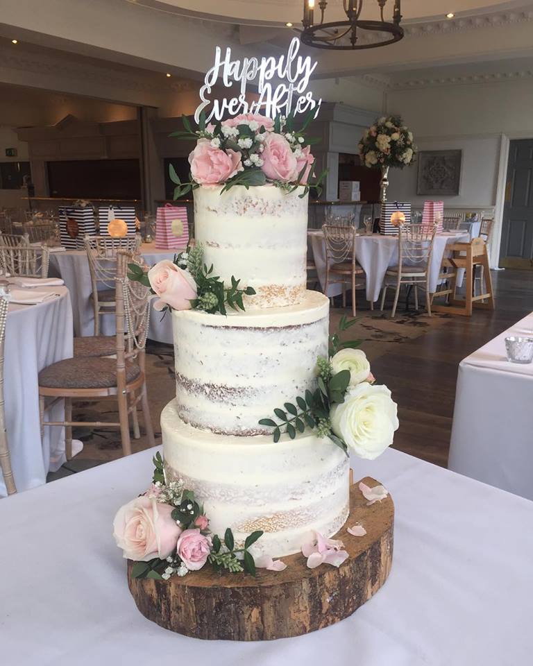 wearebirchover's tweet photo. Don't forget it's free entry to the wedding fayre, make sure you pop in and say hi!👋

https://t.co/WaENa4l2WJ

#weddingfayre #wearebirchover #weddingcakes #cakes #westbridgford #bridgfordhall https://t.co/6lfJ8IBnFt