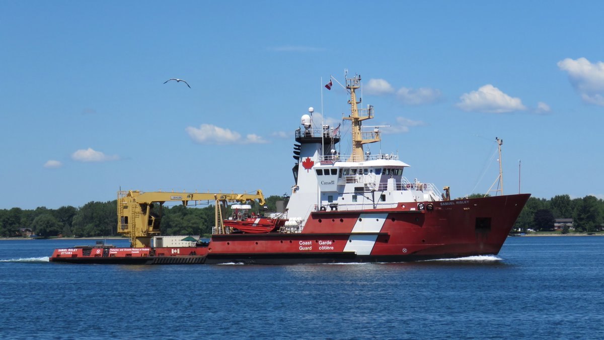 SeawayNNY's tweet photo. 07-July-2018 CCGS SAMUEL RISLEY π¨π¦ down the St Lawrence at Wilson Hill for her maiden voyage to Arctic waters #CCGship π https://t.co/HpyUS0ugLz https://t.co/v3J6IimxaC