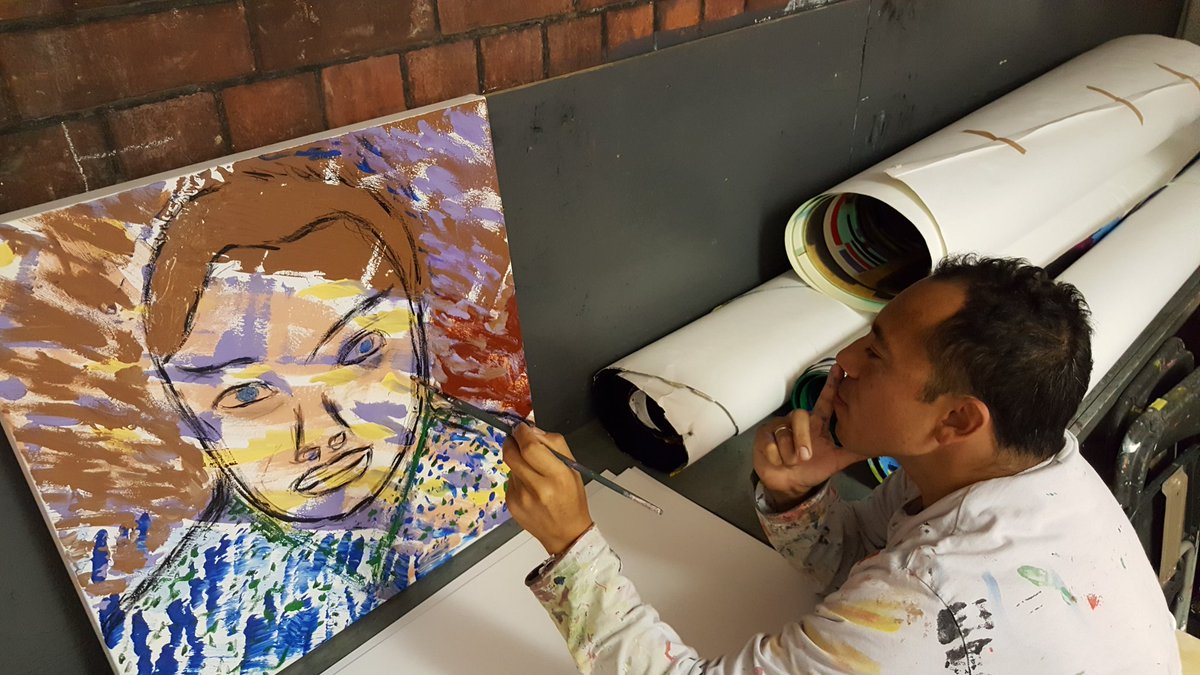 pi_sussex's tweet photo. Claudio finally finds his purpose in life #artist @NewhavenPi @pi_sussex https://t.co/2JPX3ggTzQ