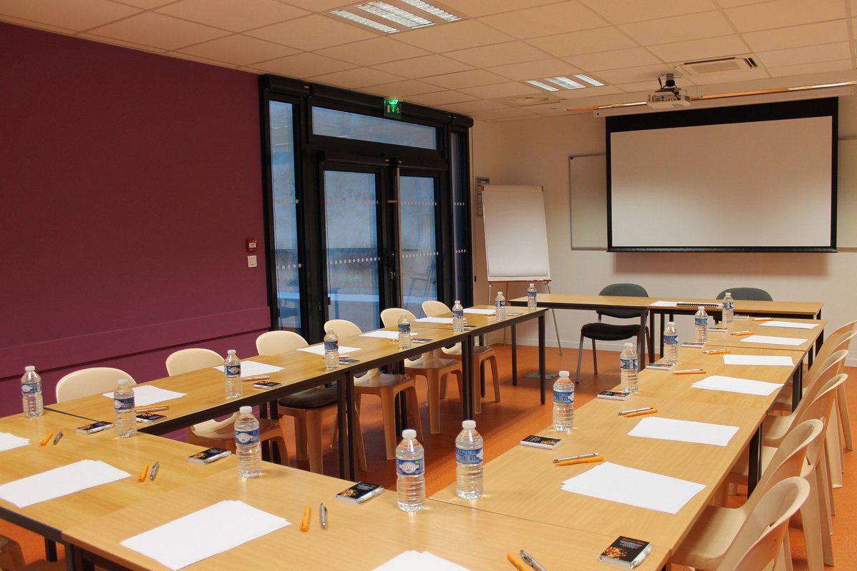ChristineNoroy's tweet photo. Formation au #BEPECASER mention deux roues et au #CCS au #CEFR en #Vendée. Contactez-nous pour en savoir plus https://t.co/LfG3nLGQI5