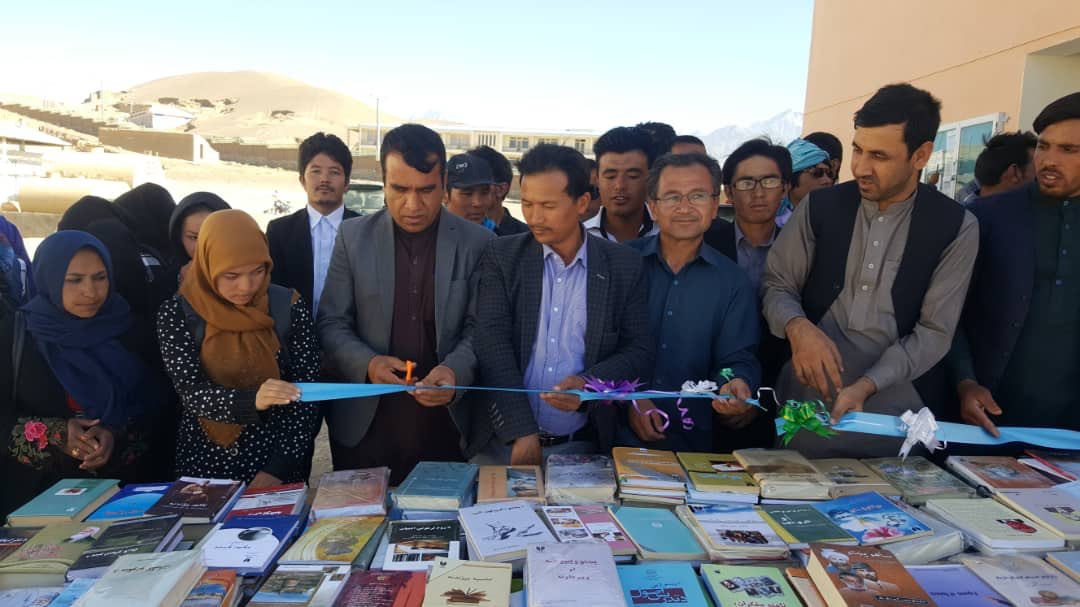 matiullahwesa's tweet photo. Today in response to the request made by the students of Bamyan university, we opened a Pashto library for the use of students

#penpath #AFG #bamyan #library #book #books #librarylife #libraries #libraribooks #EducationJobs #EducationForAll #education https://t.co/Hky4W5STk7