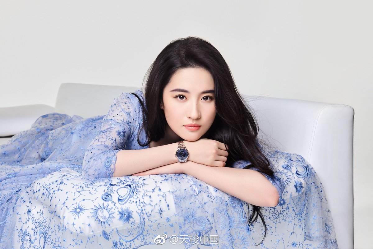 Liu Yifei Taiwan Fans. 刘 亦 菲. 天 梭. 劉 亦 菲. 