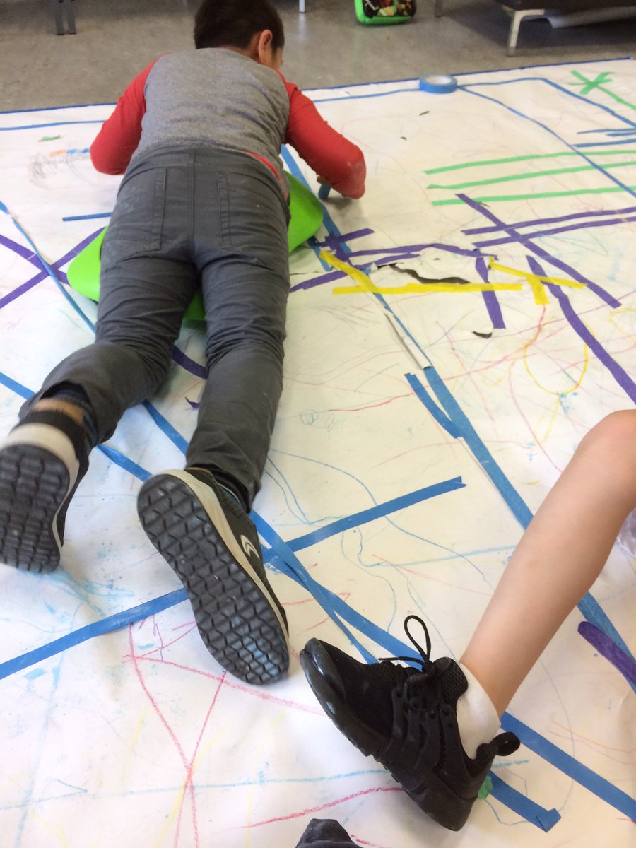 annacmmurray's tweet photo. Action shot at today’s #MoveMakeColourCreate workshop for wee ones. We’re running a number of art mornings- making movement and creating colour with our bodies- in community centres, before the families come to the gallery! #ColourOfSummer https://t.co/UoAWdupiTN