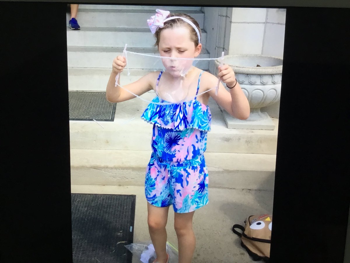 NicoleHubbs1's tweet image. Reading, bubbles and tie-dye Oh-My! Not only do we read...but we tie dye and create homemade bubbles using our creative inspirational minds! #SHMS 
#campreadalot