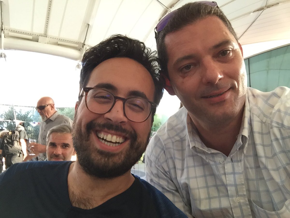 TomTom_Aix's tweet photo. Je suis toujours aussi mauvais en #selfie mais merci pour cette belle rencontre monsieur le ministre @mounir #sullymaker @thecampProvence maintenant #AllezLesBlues https://t.co/ExUogA1rCb