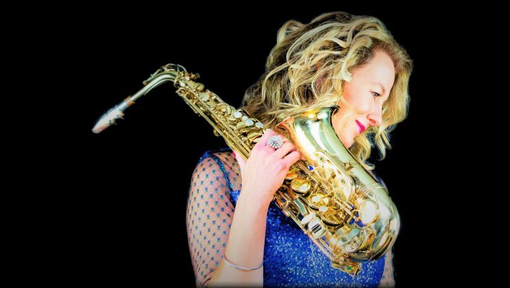 moosepr's tweet photo. #KimCypher is one of the UK's most exciting female #saxophonists, #vocalists and #composers. Sunday 15th July @RosesTheatre, #Tewkesbury. #whatson @KimCypher
Read more: https://t.co/r3vHffSAnx https://t.co/kj7wAglhM5