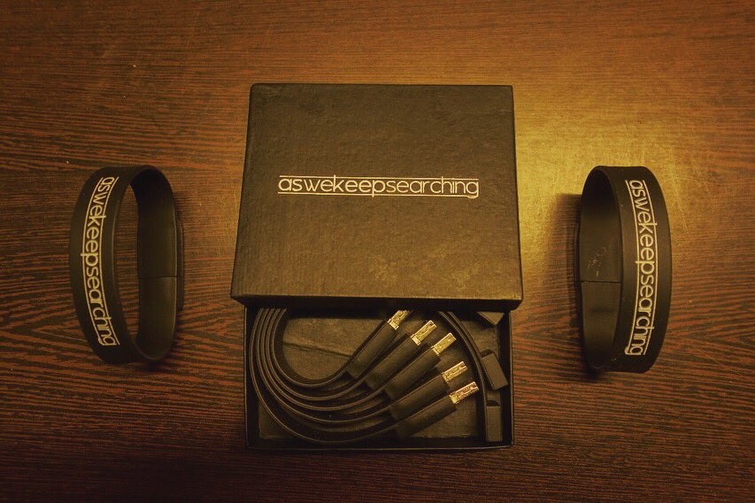 AWKS_band's tweet photo. 8GB USB wrist band is shipping now. Head to https://t.co/37cqkX9kPC #postrock #merhandise https://t.co/m5MhAg92Ig