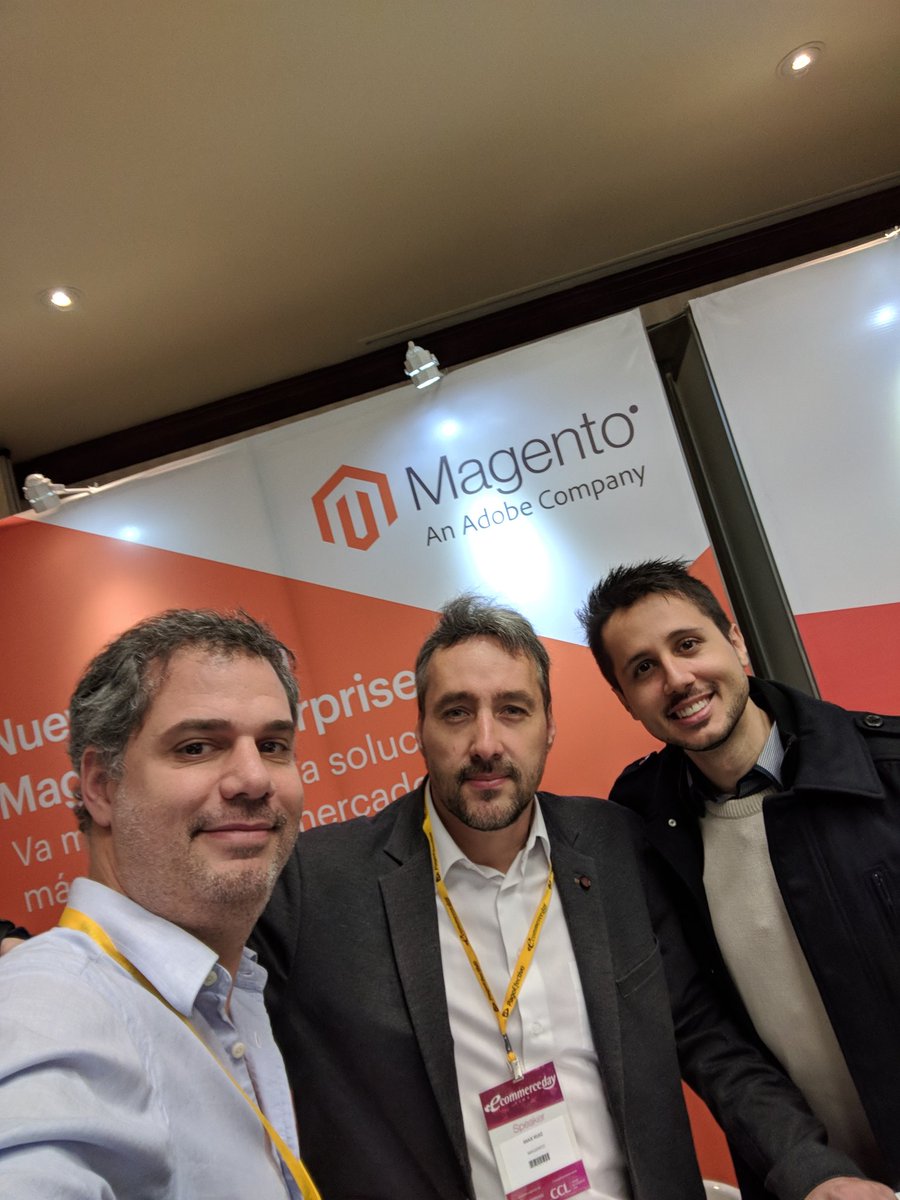 nixgore's tweet photo. Con el equipo de @magento en el #eDayPE #eCommerceDay @semexpert_ #Magento #MagentoPartners. Lima, acá estamos! https://t.co/Zp4PsRhn1f