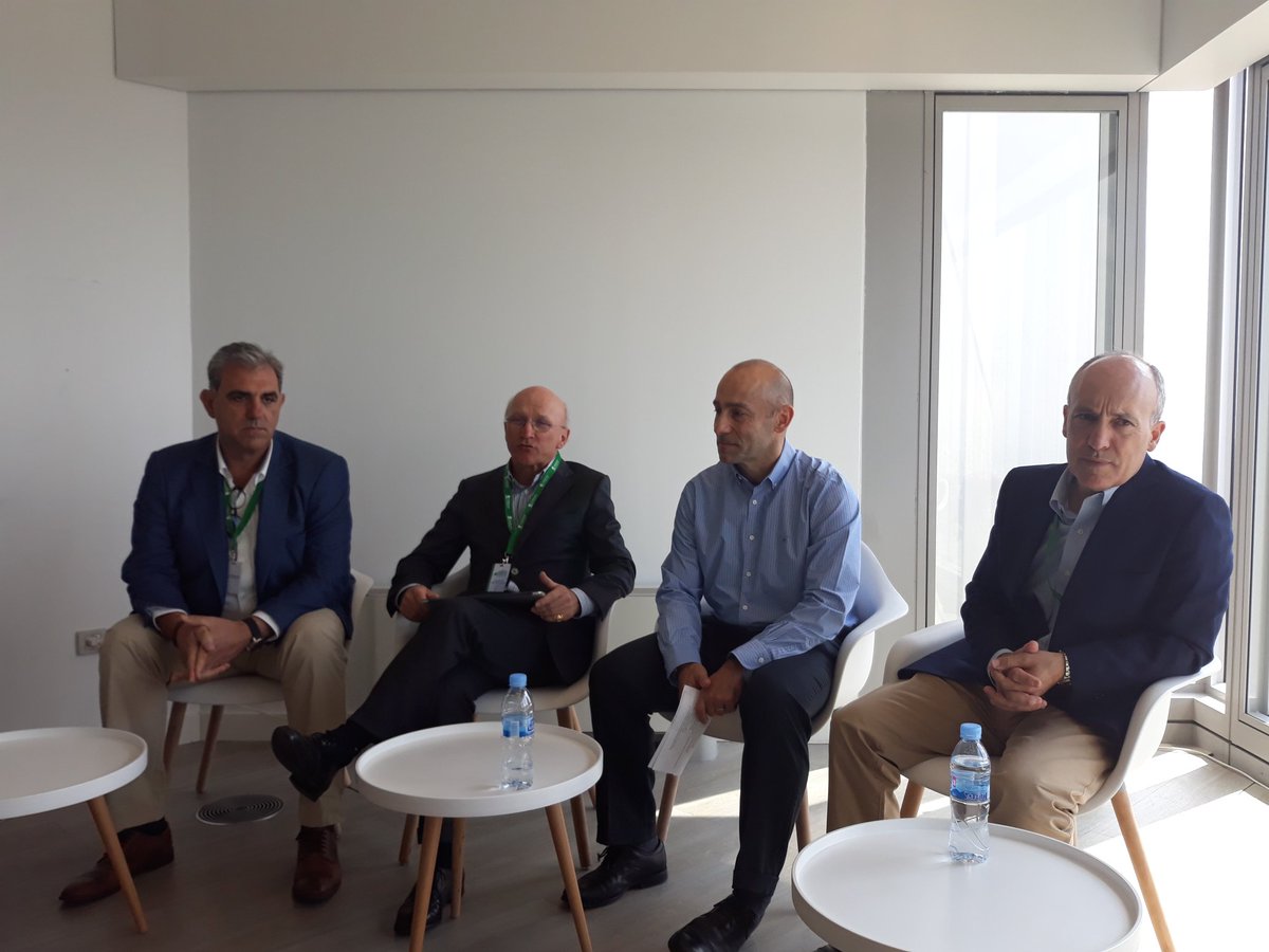 arancha_entuits's tweet image. Arranca la presentación de #IsLiFe , el quelato de hierro de biodegradabilidad progresiva de @TradecorpSpain #Tradexperience