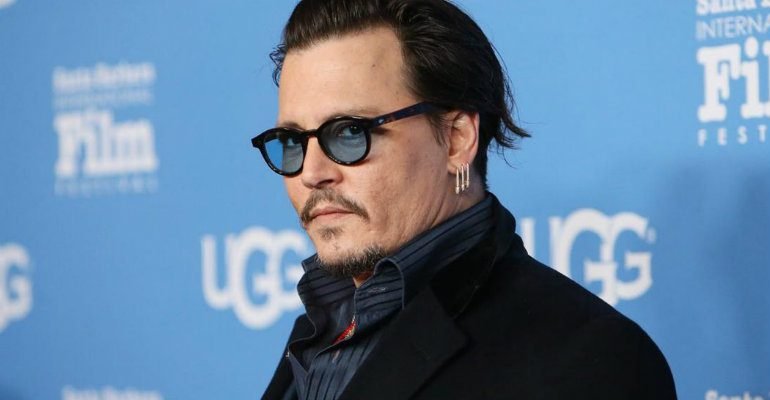 LaButacaDeLeo's tweet photo. El actor Johnny Depp fue denunciado por un trabajador de un rodaje por presuntamente haberlo golpeado en el set de la película "City of Lies".
#LeoTeInforma #Violencia #JohnnyDepp #Denuncia #Rodaje https://t.co/akNXWmAPpx