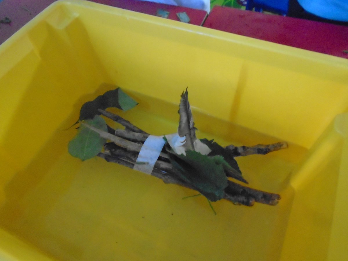 CLPSyr1's tweet photo. We just have to get outside and make the most of the sunshine at the moment...Enjoying our last two weeks together in Year 1 being 'nature detectives' - today we made woodland boats @CoatesLaneSch @woodlandtrust @naturedetectives #makingthemostoftheweather #endofyear1 https://t.co/UHmG21TBiL