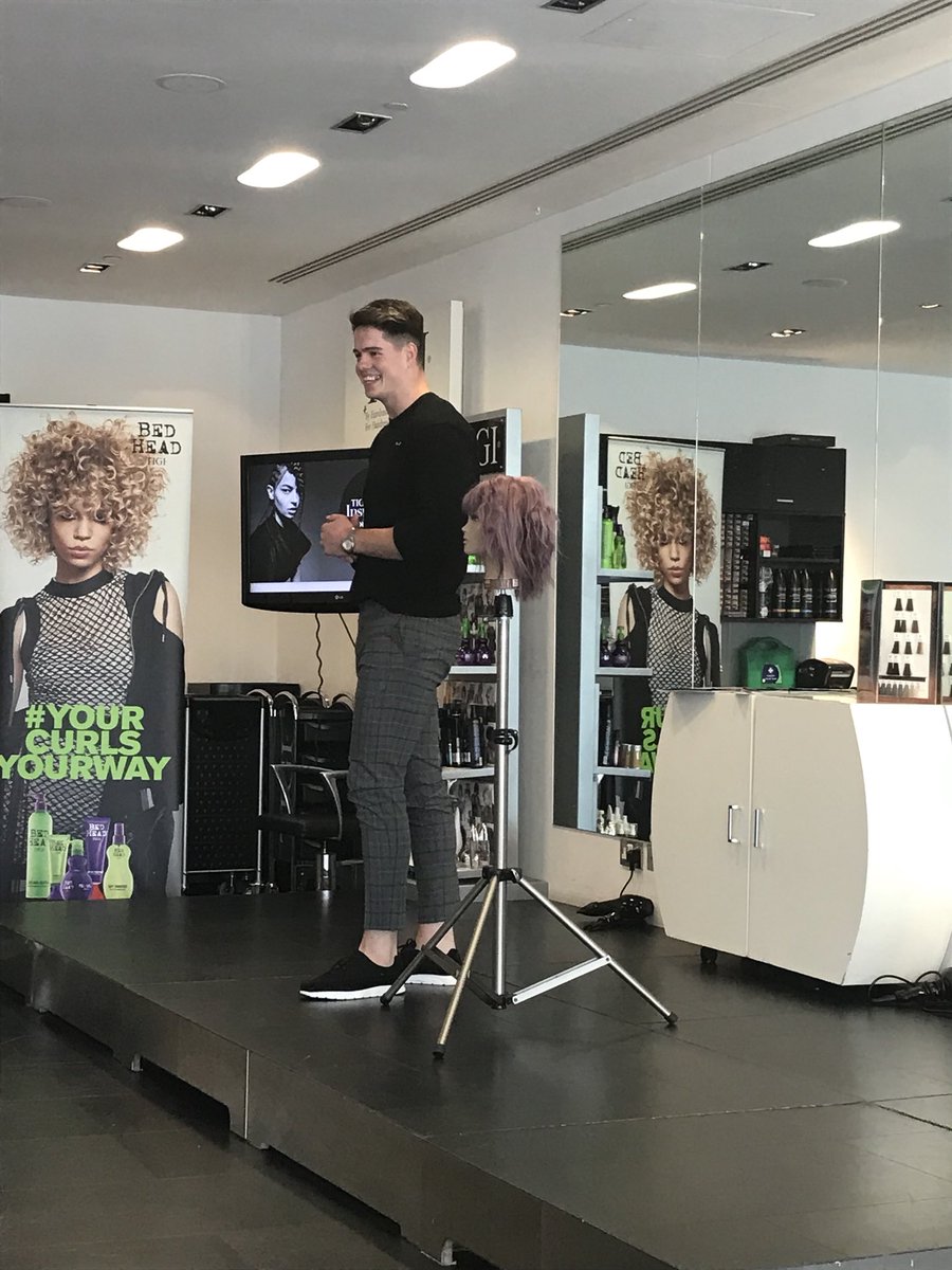 TIGIPro's tweet photo. Mark from @mesarthair giving a goodS ottomh presentation for his presentation for #tigiinspirationalyputh using @tigicopyrightcolour https://t.co/WfYDkL6l0D