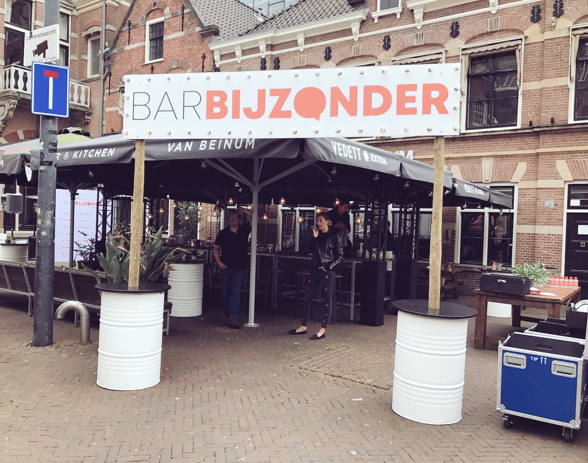 Obsession2251AP's tweet photo. Nog even en dan gaan we open... Vanaf 18.30 uur ben je welkom! Van Beinum - Haarlem #barbijzonder #obsessionevents #EventStreetNL https://t.co/ds5phHqFRJ