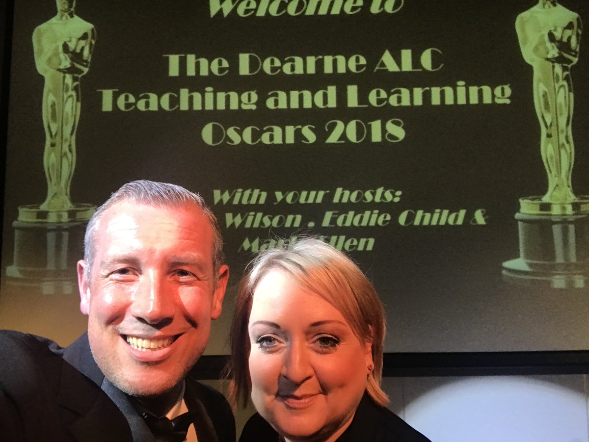 Ready for the Oscars2018 😃😃
#teamdearne @JoanneWilsondb