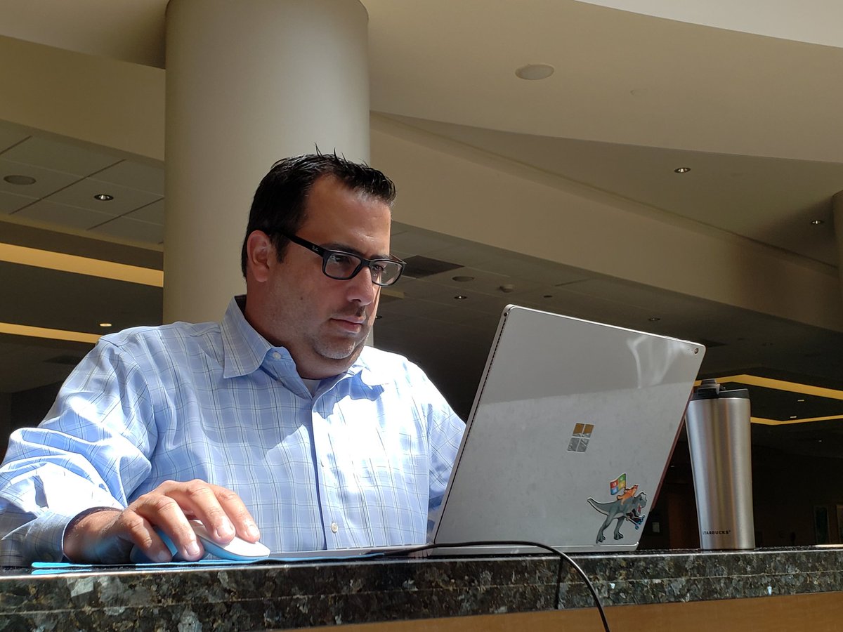 JennMorgan4edu's tweet image. The infamous @Fernandezc4 laser focused and ready to share the power of @PlayCraftLearn #msmakecode and @Microsoftedu at the @NAESP conference. Come join us!!!