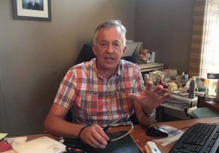 leQdM's tweet photo. Dr Laurent Moisant, généraliste libéral à Argentan : « Je propose une contrainte à l'installation pendant cinq ans » https://t.co/swU8X8LFCu https://t.co/yBKmCh0dAD