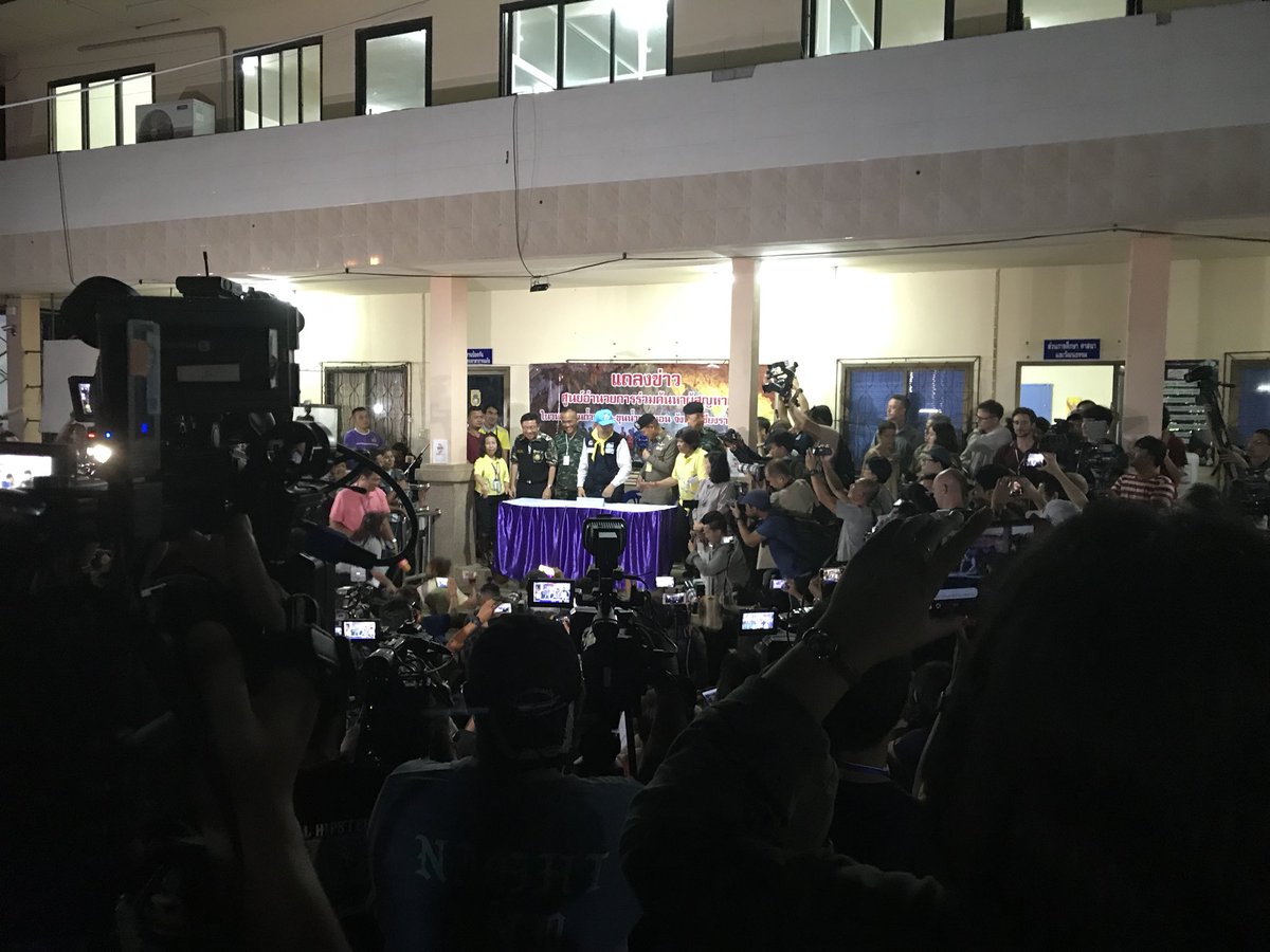 Liam_Cochrane's tweet image. For just a moment even the press pack couldn’t muster up any cynicism - raw happiness, applause and a touch of bewilderment about how well this has all worked out. #ThailandCaveRescue #Thailand