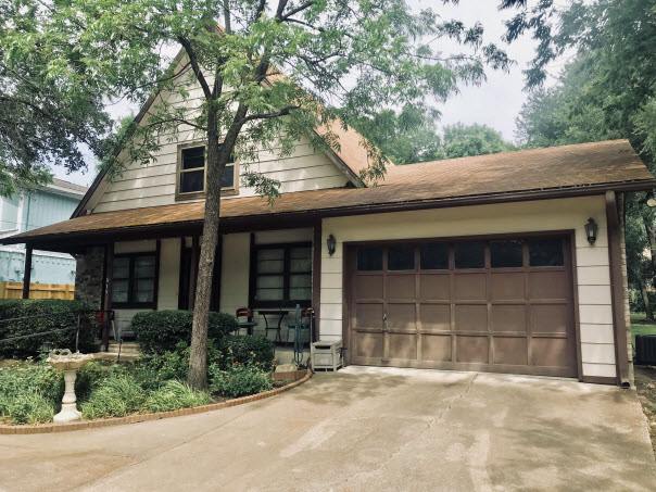 ctasauctions's tweet photo. BELTON REAL ESTATE &amp; CONTENTS AUCTION 7/28/18 @ 818 Benchmark Trl, Belton TX 76513. Contents starts @ 9AM &amp;🏡Real Estate @ 11AM. Preview is 7/27/18, from 4PM-6PM. 1800+/- SQ FT. 4 Bedroom/2 Bath. 2 Story. Huge Backyard w/ Mature Trees.☎️ Call Holly Parker Realtor (254) 231-2272 https://t.co/qbt7FSbjoW