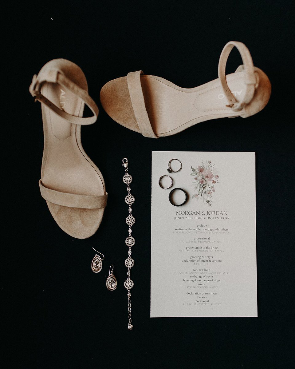 themaneonmain's tweet photo. to have and to hold💍

📸: Rachey Joy Monet Photography https://t.co/iNSIZMPE3E