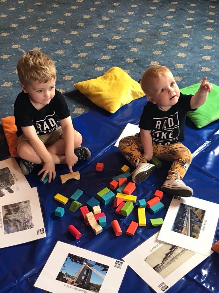 REMuseum_Snob's tweet photo. Look at the fun we had building #Bridges in #MiniMuseumExplorers @REMuseum with #EYFS #Under5 &amp; learning about #RomanEngineers #STEM 🐾 https://t.co/91od7mWmk6