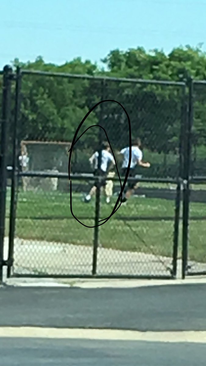 JasonSmitty18's tweet photo. Working hard and getting ready for football season. #GOGRAYSLAKENORTHKNIGHTS #GOSMITTY
@PlayBookAthlete https://t.co/WNWIcR46O9