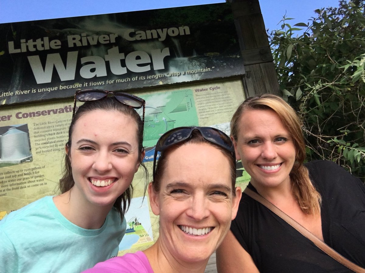 kerry_badgermom's tweet photo. Fun math hike today. Who knew math could be so fun? #MathintheCanyon https://t.co/ToCXW9VRKT