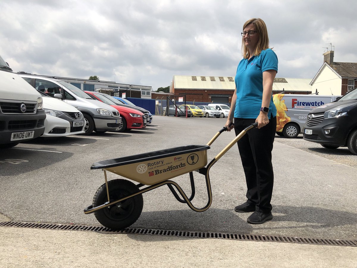 FirewatchSW's tweet image. Need your Wheelbarrow pimped - Great work by Asigns for the Great Rotary Wheelbarrow Race , ready to deliver to the champions for 3 more days Sherwoods👍🏻 @Asigns_SW @NewtonsPlace @Sherwoodsonline @RotaryNARC @CharlesRoyleIFA
