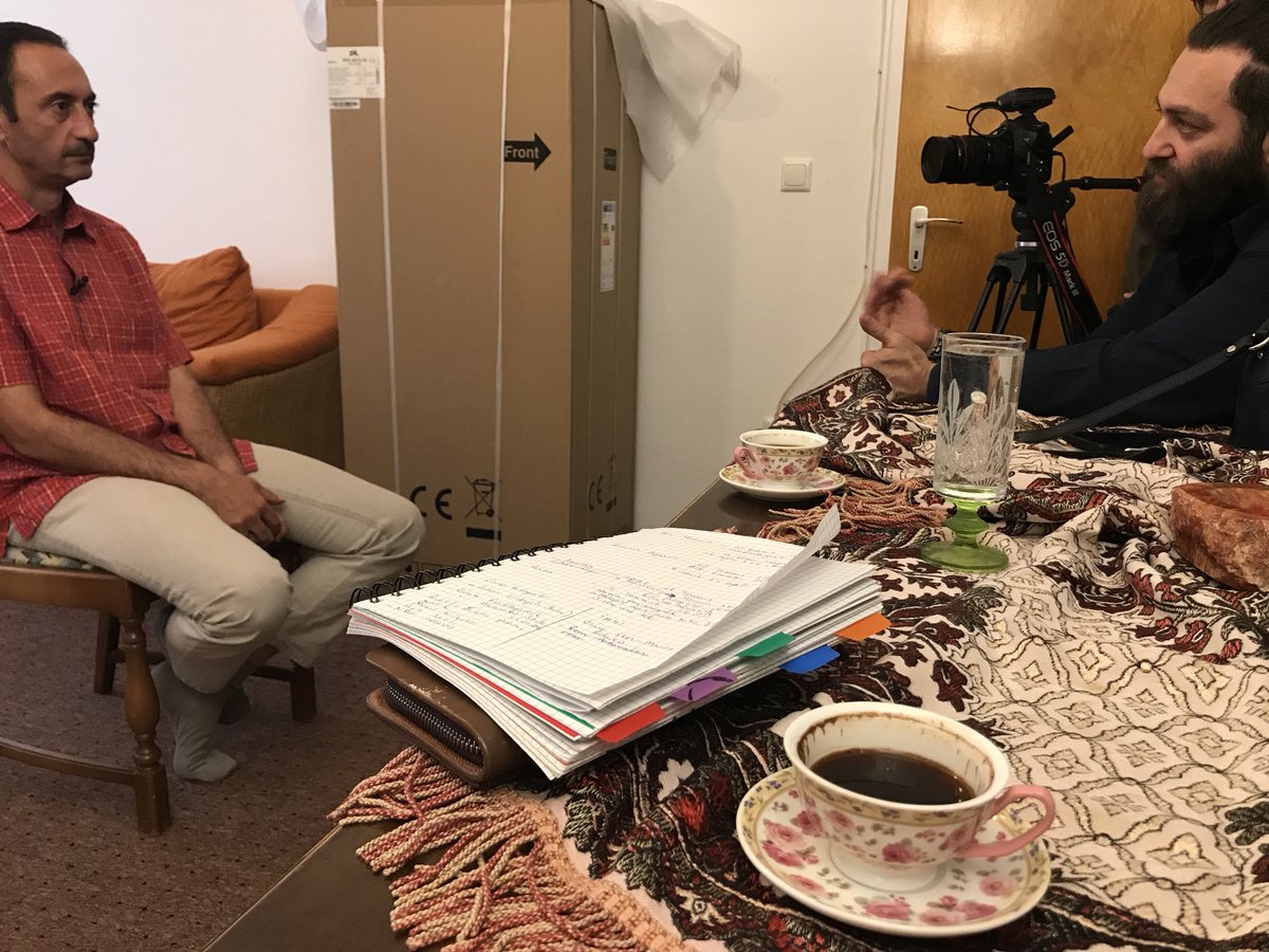 Avrupa’daki mültecileri anlatan belgeselimizin çekimlerine Köln’de başladık.Hayatı yeniden bambaşka bi kültürde yeniden inşa etmek kolay değil