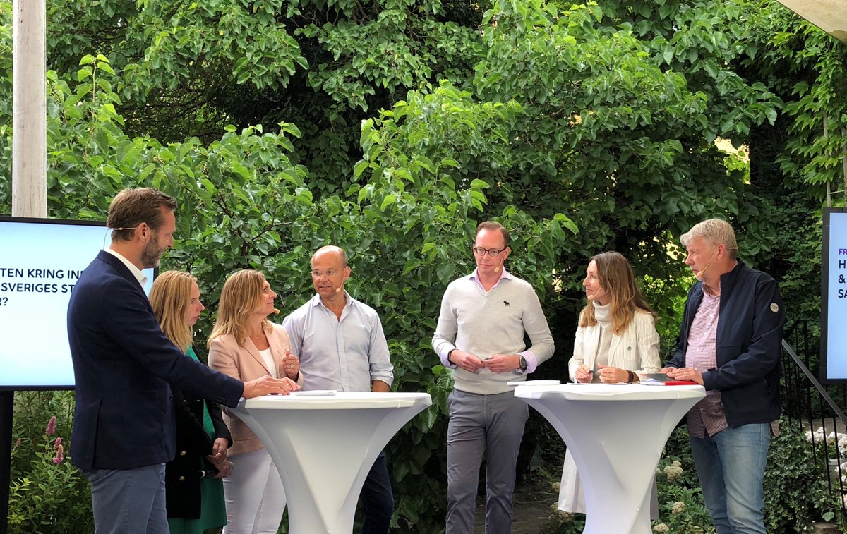 Mitt andra år med <a href="/MicrosoftSE/">Microsoft Sverige</a> på #Almedalen summeras med våra 14 paneler och 1300 deltagare, ministerdeltaganden och spännande diskussioner om digitalisering och Ai. Tack till @teliasverige @sdipchallenge @risesweden för deltagande i era paneldebatter!
news.microsoft.com/sv-se/2018/07/…