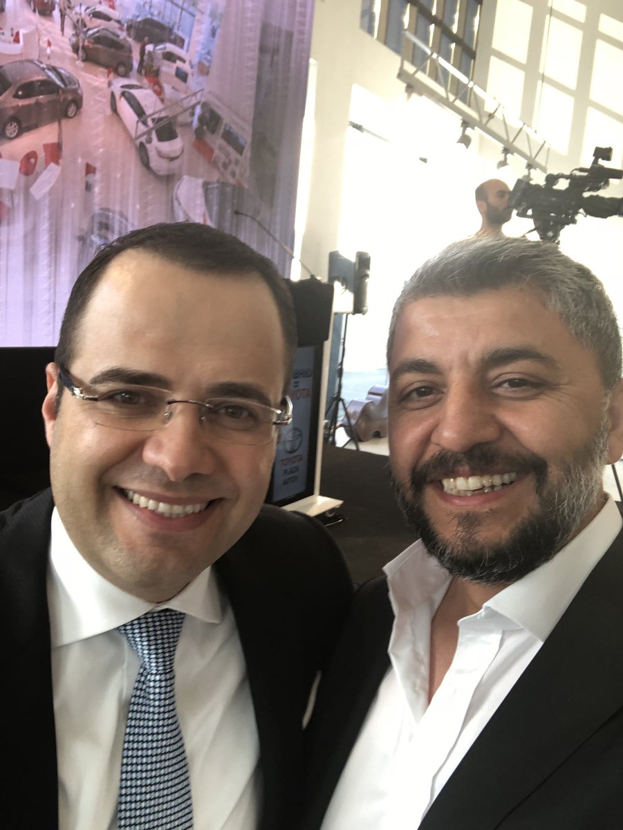 Özgür Demirtaş Hocam ile Avcılar TOYOTA PLAZA açılışındaydık, çok kıymetli bir akademisyen, Allah yolunu açık etsin...