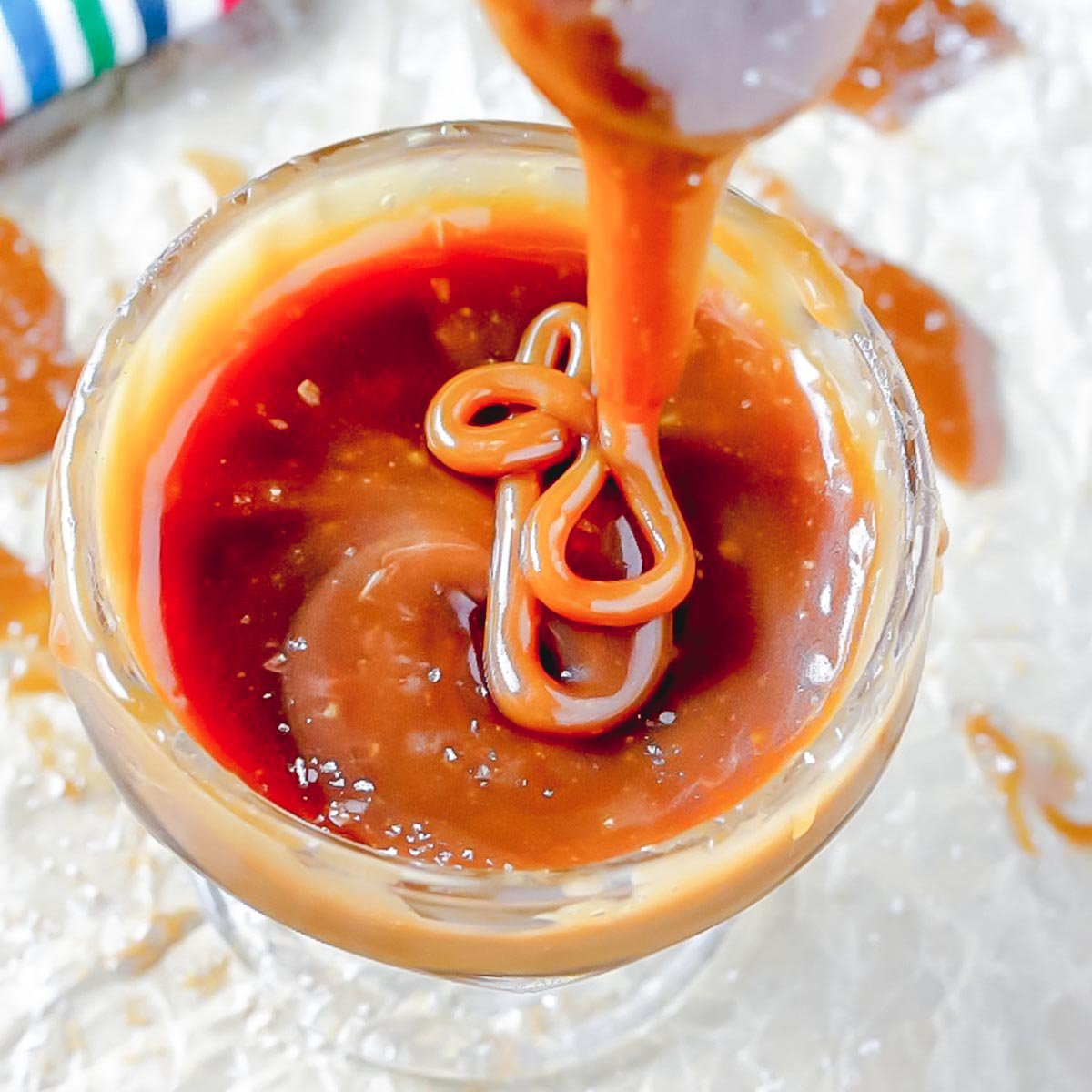 OverheadFood's tweet image. 😋 Small Batch Salted Caramel Sauce 🥄
#overheadfood