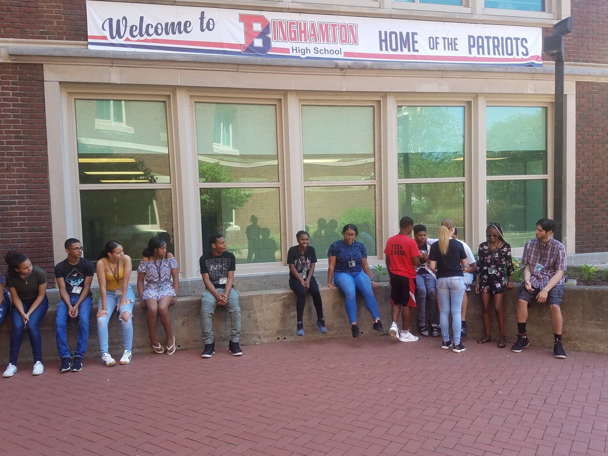 BHS and UE Liberty CITY Project Teen Leaders participating in non verbal communication skill development and team building activities #TeenLeaders #BPatriotProud #TigerPride <a href="/autum915/">Autumn Loke</a> <a href="/Kevin_Richman/">Kevin J Richman</a> <a href="/BinghamtonUniv1/">Binghamton University Community Schools</a> <a href="/larrydake/">Dr. Larry Dake</a> <a href="/BinghamtonCSD/">Binghamton CSD</a> <a href="/DrToniaThompson/">Tonia Thompson</a> <a href="/UECSDTigers/">UECSD Tigers</a>