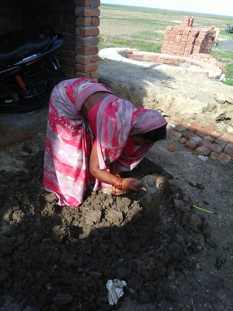 swachhbharat: With an aim to increase access to toilets, large-scale pit digging activities were carried out across various districts in #Bihar under the #SwachhJeevikaSwachhBihar campaign. #SBM