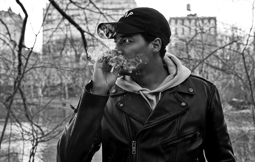 Premiere: <a href="/thisisjcobb/">Make It Happen</a> brings his grit to life in his new music video for "Good.' at.vibe.com/IZ8aFG
