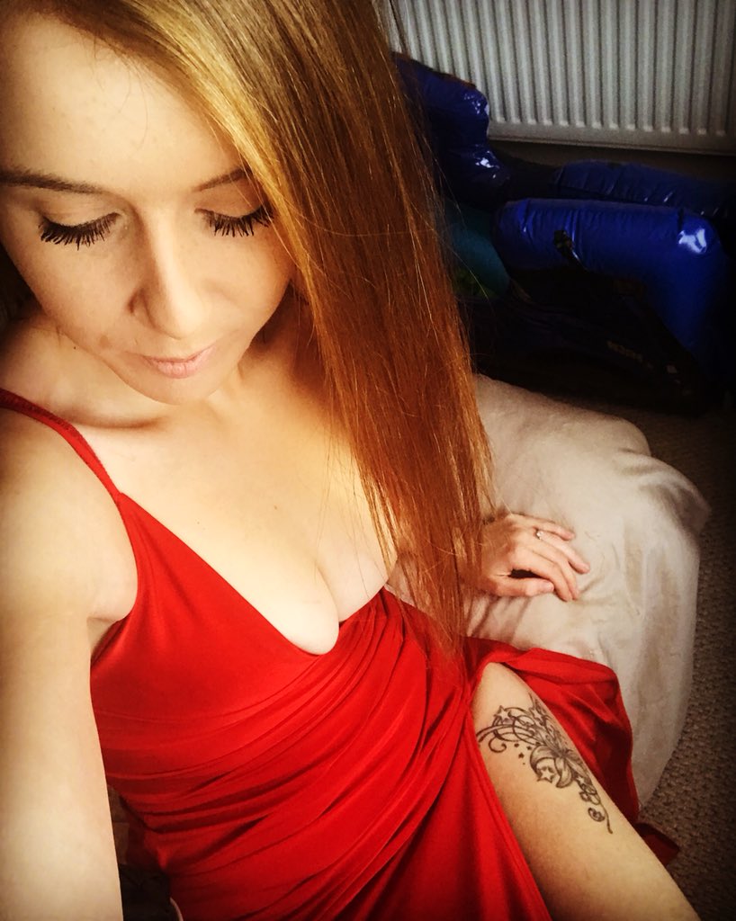 #LovingRedRightNow ❤️