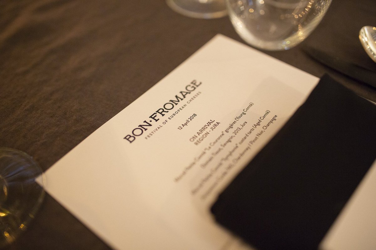HOPSCOTCHSeason's tweet photo. [Homemade by @sopexa_agency ] In Melbourne’s quirky, artsy Collingwood neighbourhood, @cniel  delighted Australians’ taste buds with a “Bon Fromage” menu. https://t.co/DYoC6mJffn 👌 🧀
#cheese #food #europeancheese #australia #madeineurope #melbourne #BonFromage https://t.co/ji62FYxnvL