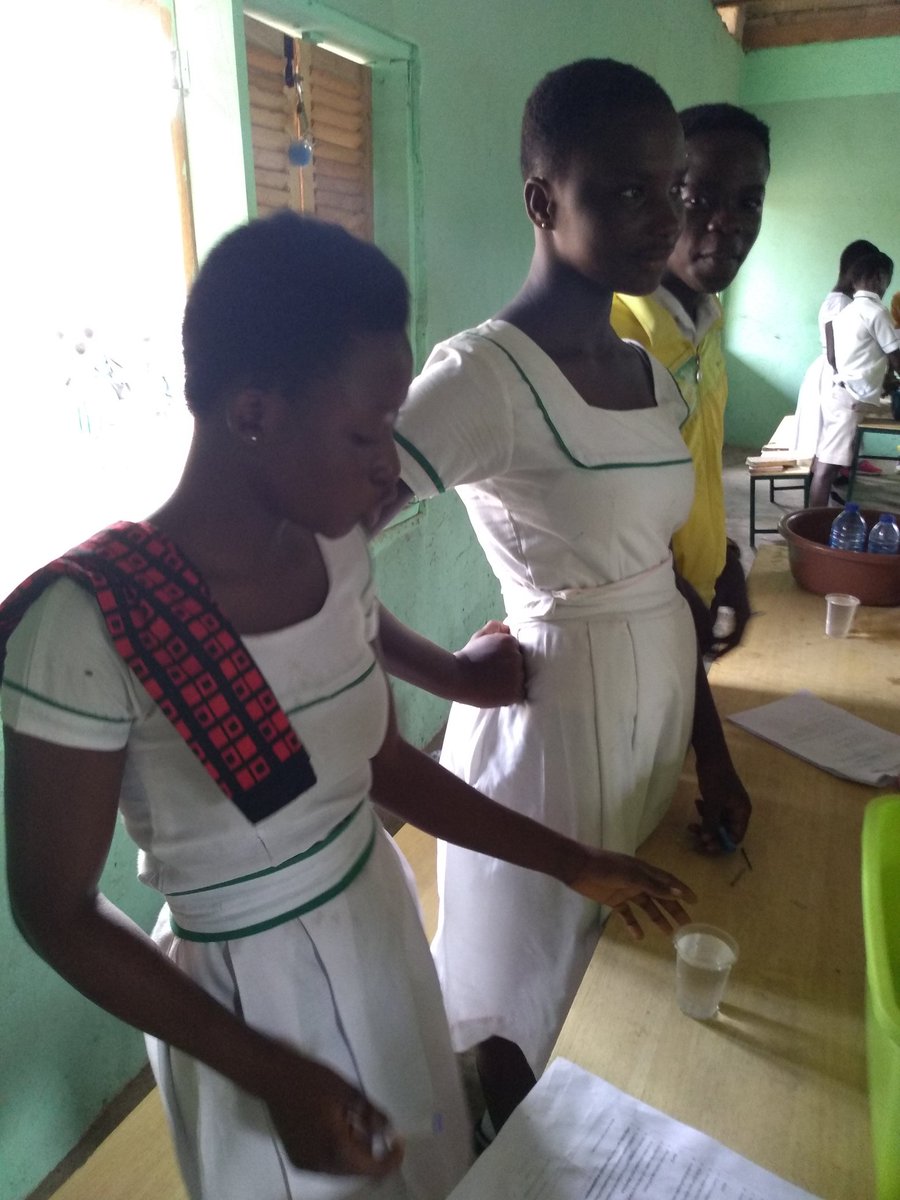 prac_sciencelab's tweet photo. For our last activity for the day, we demonstrated surface tension in water #pracscience #JHS #integratedscience #force #pressure https://t.co/Icrr2nOE8G