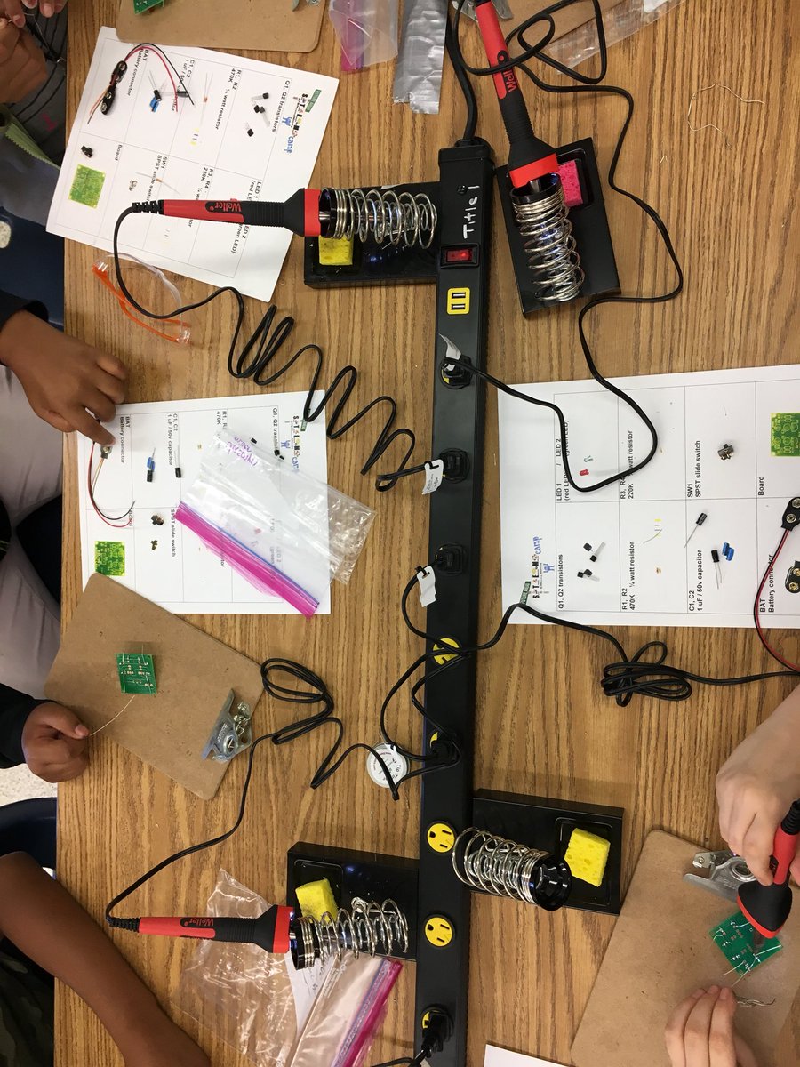 cwhinsch's tweet photo. Circuits and Electronics class at the @vbschools #vbstemcamp18. Love that these students have this opportunity to explore and try new things! #vbits https://t.co/c5aRQTcjcW