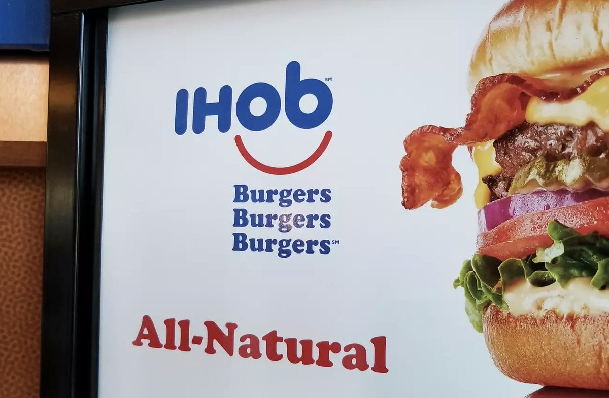 brett_borders's tweet photo. Rooty tooty fresh ’n fruity lovers stand down. IHOb is IHOp again. https://t.co/Ya0c8D5EM0 https://t.co/dlyUbySZwa