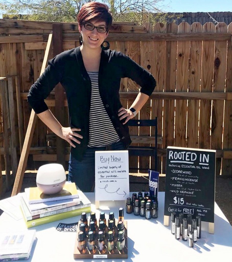Are you obsessed with oils?? So are we!! come this weekend to #marketinthealley!! Sunday 10am-2pm!! you dont want to miss out as well as miss Lindsay and her custom blends!!! 
tag your favorite essential oil.