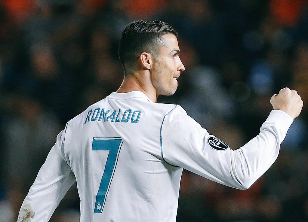 GabyPM97's tweet photo. Eternamente, GRACIAS👏👏
#RealMadrid #CR7 
@Cristiano https://t.co/ipyll3jlwP