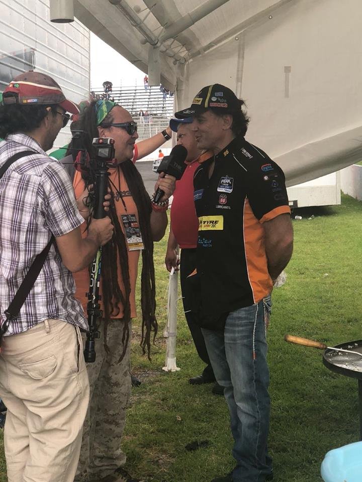 chemotorsport's tweet photo. Muchas gracias a todos por tomarse unos minutos de su tiempo para felicitarme por medio de un comentario, mensaje o llamada, les agradezco mucho a todos por sus buenas vibras y deseos, también quiero agradecer a todos mis patrocinadores a mi equipo, a mis amigos #Che96 https://t.co/i50F0BOtVt